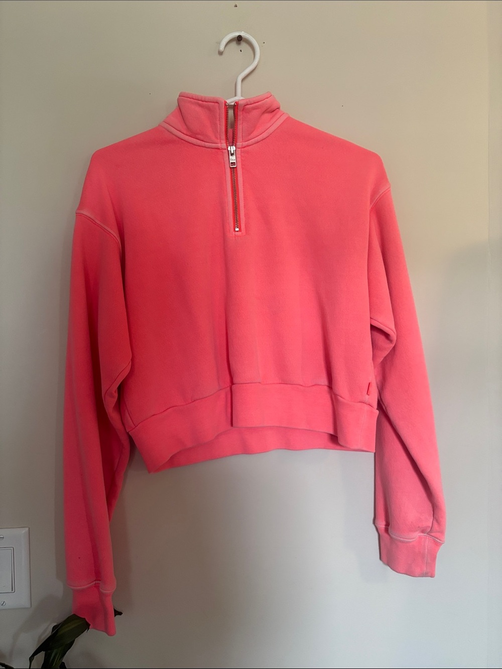 TNA Cropped Half-Zip Sweatshirt - Coral Pink